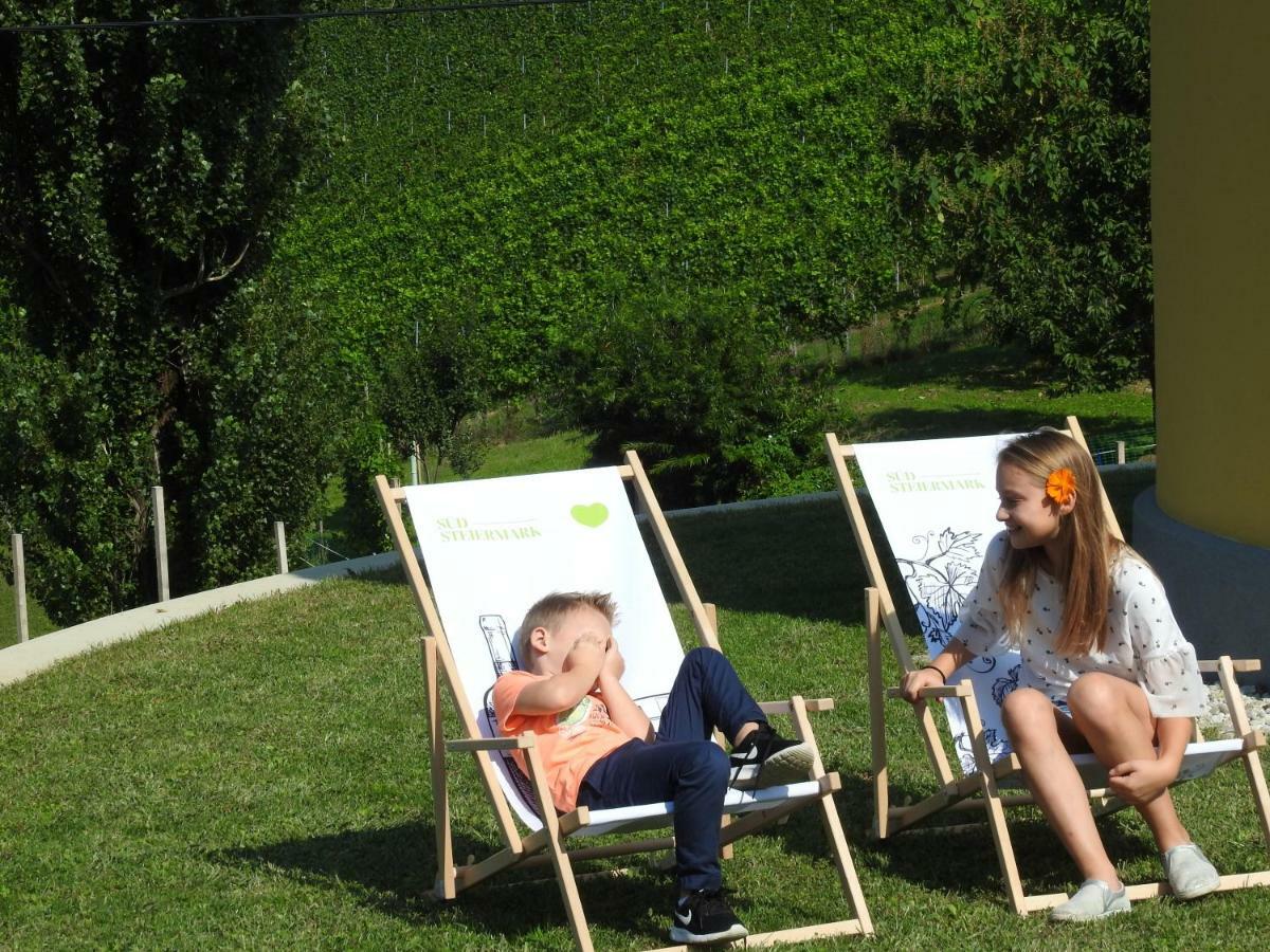 Ferienwohnung Kleissner Großklein Buitenkant foto